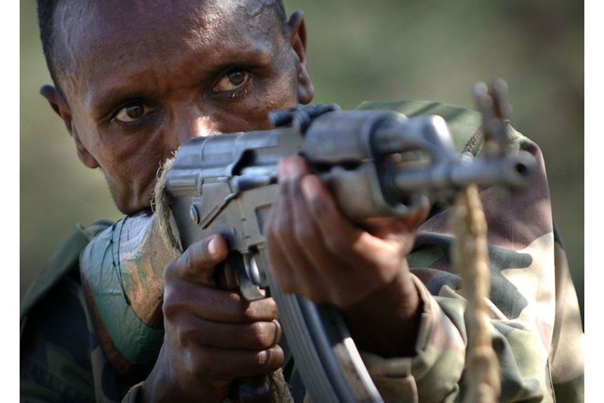 Feldman 02 Ethiopian soldier holding an AK 47
