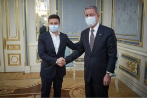 Kaya 01 Volodymyr_Zelensky_and_Hulusi_Akar