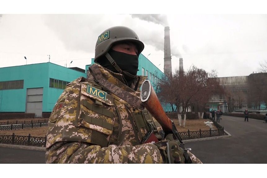 Stein 01 Kyrgyzstan soldier in Almaty Power Station 2