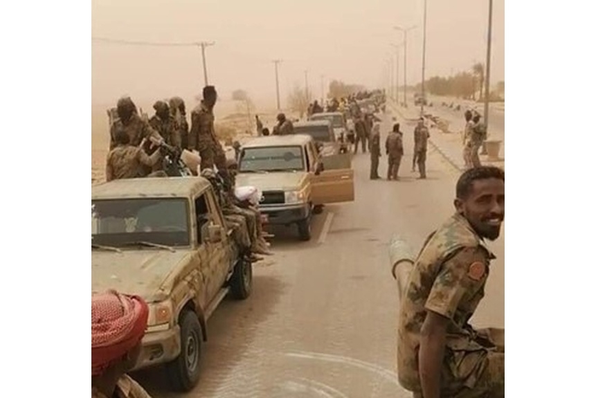 Zenn 02 RSF fighters cross Hantoub bridge after the withdrawal of the Sudanese forces
